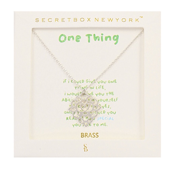 Filigree Geometricl Necklace - Picture 2 of 2